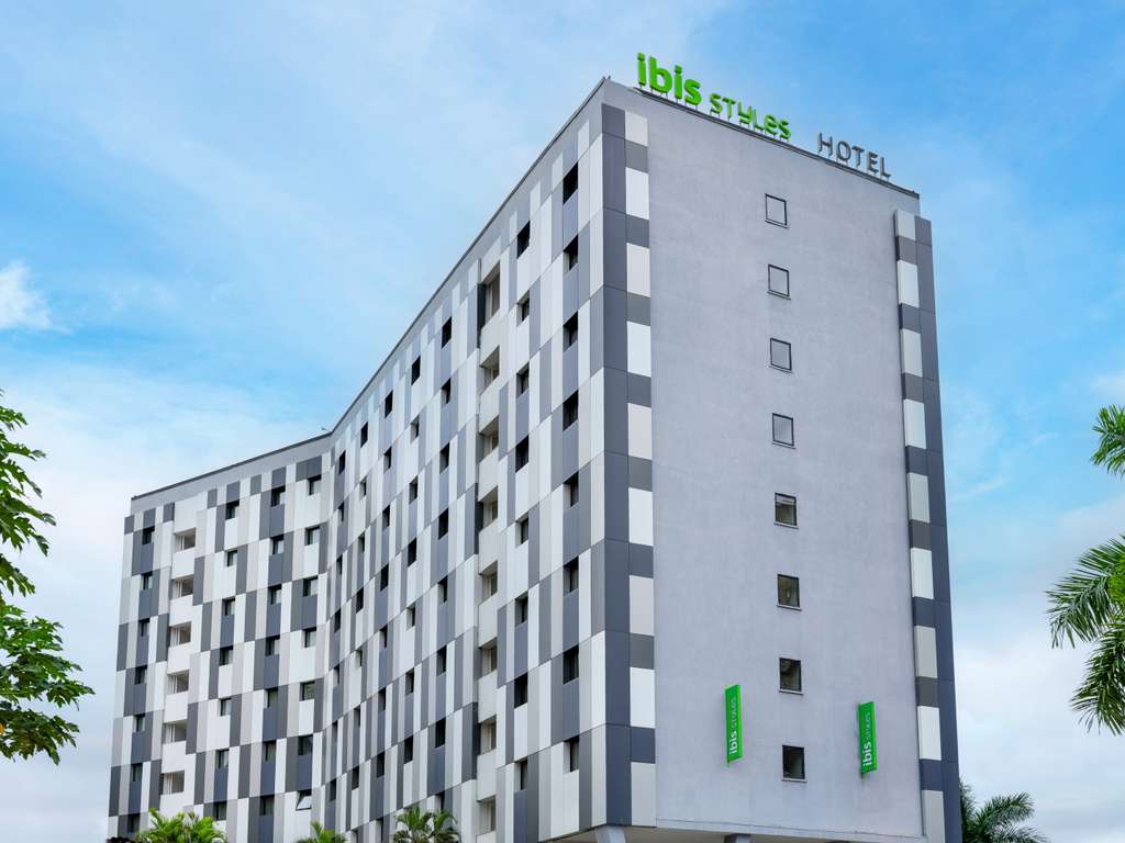 How to Book a Hotel in Ghana as a Foreigner